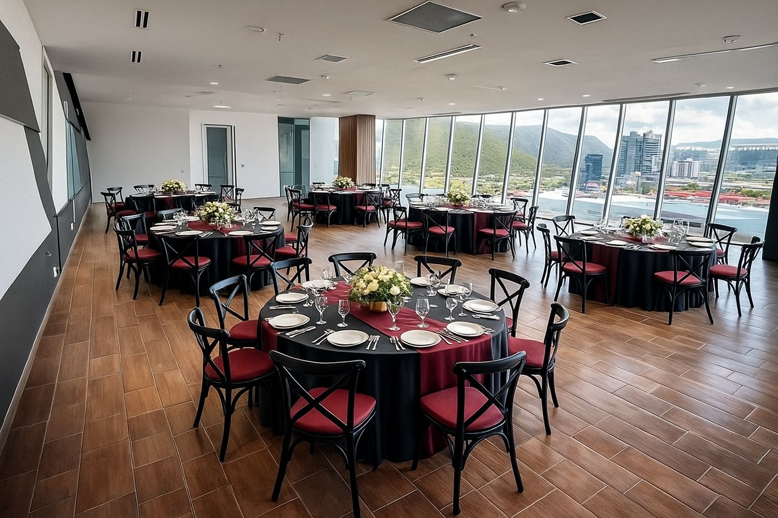 Montaje banquete con vista panorámica en sala de congresos RedCIMA